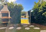 Location vacances Sant Pere Pescador - Casa con jardín y piscina comunitaria en Sant Pere Pescador - Es-89-147-2