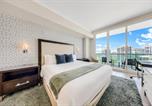 Location vacances  Parc national des Everglades - Luxury King Suite, Heart of Coconut Grove-1