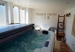 Location vacances Caumont-sur-Durance - Appartement charmant à Avignon, 45 m² avec piscine partagée-2