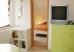 Location vacances Schleusingen - Pet Friendly Apartment In Schleusingen-2