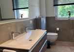 Location vacances  Gare de Schwerin - Hangar 19 Superior Apartment mit Terrasse und Garten H7w2-2