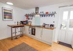 Location vacances  Gare d'Halifax - Ash Tree Barn-3