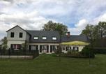 Hôtel Saulges - Maison familiale au cœur d'une forêt centenaire avec piscine et proche du Zoo de la Flèche - Fr-1-410-395-3