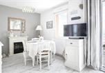 Location vacances  Manche - Les balcons des Ecréhous - Duplex front de mer-2