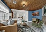 Location vacances Fredericksburg - Wine Down House - Fire Pit & Walk to Main St-1