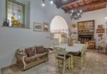 Location vacances Canino - 3 Bedroom Lovely Apartment In Canino-3