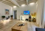 Location vacances Nîmes - Appartement Lumineux avec Terrasse Centre Nîmes-4