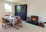 Location vacances Santec - Holiday home in Santec on Dossen beach-3