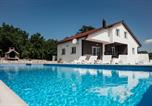 Location vacances Imotski - Villa Jelena with pool & playground-3