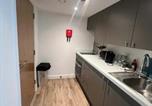 Location vacances  Gare de Bristol - Studio Flat Close to Queen Square - Flat 1a-2