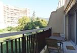 Location vacances Mandelieu-la-Napoule - Appartement climatisé avec terrasse, piscine et parking privé, proche plages et commerces - Fr-1-609-60-3