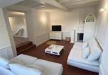Location vacances Rambouillet - Gîte rénové de charme avec parc, étang, proche de Paris et Versailles - Fr-1-527-11-4