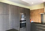 Location vacances Ortaffa - Villa climatisée avec piscine privée, 3 ch, jardin, parking et Wifi à Elne - Fr-1-776-113-4