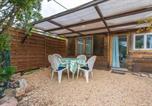 Location vacances Roquebrune-sur-Argens - Joli Bungalow-1