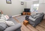 Location vacances  Gare de Ton Pentre - Golygfa Bryn-3