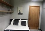 Location vacances Romsey - Bassett Home - Double room and Free Parking-3