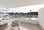 Location vacances  Valence - Global Properties, Apartamento para 5 personas con terraza y vistas a la piscina-4