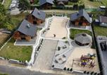 Location vacances Gorzów Wielkopolski - Holiday homes with fireplaces, playground-2