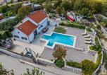 Location vacances Zadvarje - Vacation House Lavanda New! Heated pool-2