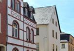 Location vacances Le château de Marksburg - Awesome Apartment In Lahnstein With Wifi-1