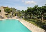 Location vacances Châteaudouble - Votre havre de paix provençale au cœur des oliviers, avec piscine privée-1