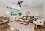 Location vacances Fredericksburg - Ufer Haus - Game Room Fire Pit Walk to Main-2