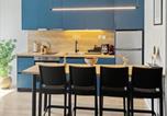 Location vacances  Pella - Estia Premium Apartments - Valouritou 25 Big Balcony-4
