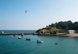 Location vacances Côte de Belle Ile en mer - Studio élégant à Sauzon, port et village - Fr-1-418-185-2