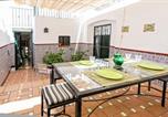 Location vacances  Le château et le parc naturel de Castro Marim - 4 Bedroom Nice Home In Ayamonte-2