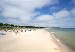 Location vacances Middelhagen - Strandhaus Mönchgut Ferienwohnung 13 mit Sauna- und Schwimmbadnutzung im Ahoi Sellin-2