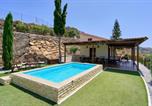 Location vacances Arenas - La Casita de mama-1