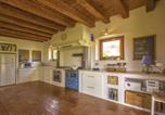 Location vacances  Province de Gorizia - Capriva Del Friuli - Casa Roncus-3