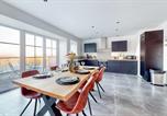 Location vacances Beauraing - 3 Bedroom Beautiful Home In Charnois-4