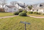 Location vacances East Williamston - Daffodil Apartment-1