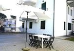 Location vacances  Province de Forlì-Césène - Rp04 - Cesenatico, pentalocale con ampio giardino vicino al mare-2