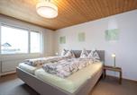 Location vacances  Haut lieu tectonique suisse Sardona - Apartment Bischofberger D22-3