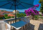Location vacances Vransko - Apartments Calida A-2