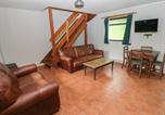 Location vacances Port Talbot - Cabin No 7 - Salt and Fern Cabins-3