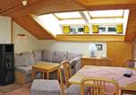 Location vacances Goldegg - Chalet in Dienten with Ski-In Access-4