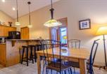 Location vacances Kamloops - Crystal Forest #54-3