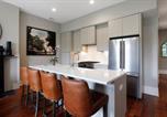 Location vacances Savannah - Incredible Restored Historic Townhome-4