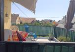 Location vacances Marckolsheim - Gîte confortable avec terrasse et parking à Jebsheim - Fr-1-744-50-1