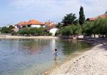 Location vacances Bibinje - Apartments by the sea Bibinje, Zadar - 4197-4
