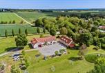 Location vacances Glesborg - 7 Bedroom Stunning Home In Grenaa - D70125-1