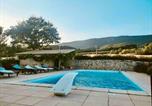 Location vacances La Tour-d'Aigues - Mas &quote;Les Espinettes&quote; avec piscine-1