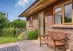 Location vacances Berkeley - The Stable Rose Cottage-3