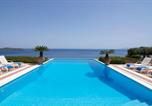 Location vacances Αγιος Νικολαος - Exclusive 6 Br Villa with Infinity Pool and Sea Access-1