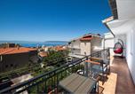 Location vacances Makarska - 3 Bedroom Cozy Apartment In Makarska-1