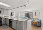 Location vacances Georgetown - Silver Sun 201 Comfortable Queen Bed Condo-1