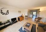 Location vacances Sanary-sur-Mer - Bel appartement, 6 couchages, Wifi, climatisé, parking, 10 minutes à pied de la mer-4